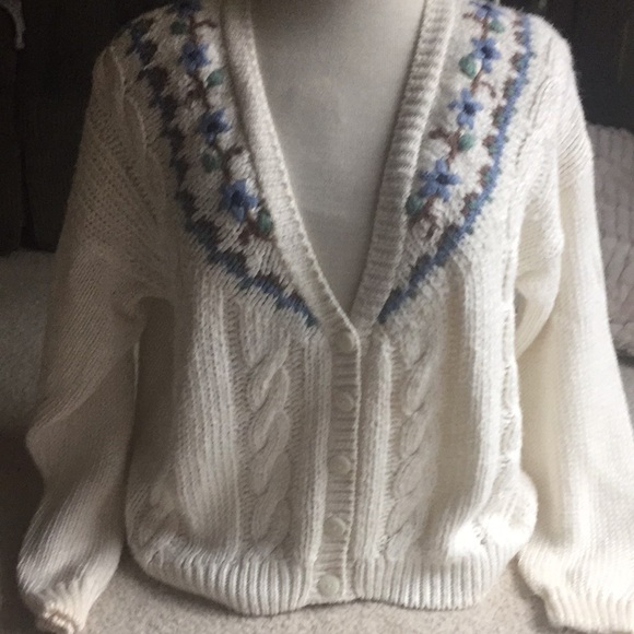 Allison Brittney Sweaters - VINTAGE CABLE KNIT CARDIGAN